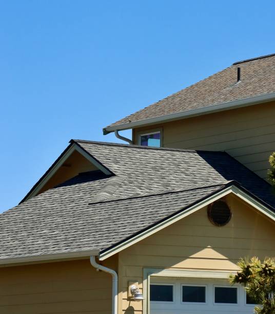 Best Roof Maintenance and Cleaning  in St Clairsville, OH